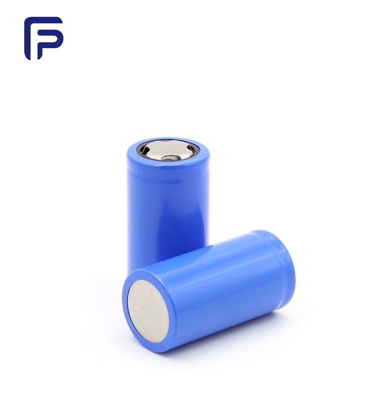 Factory Supply Large Outdoor 26500 Rechargeable Li Ion Battery 3.7V 3200mAh Battery for Solar Street Lights Monitoring System Emergency Garden Light